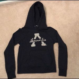 Junior’s Abercrombie sweatshirt PRICE FLEXIBLE